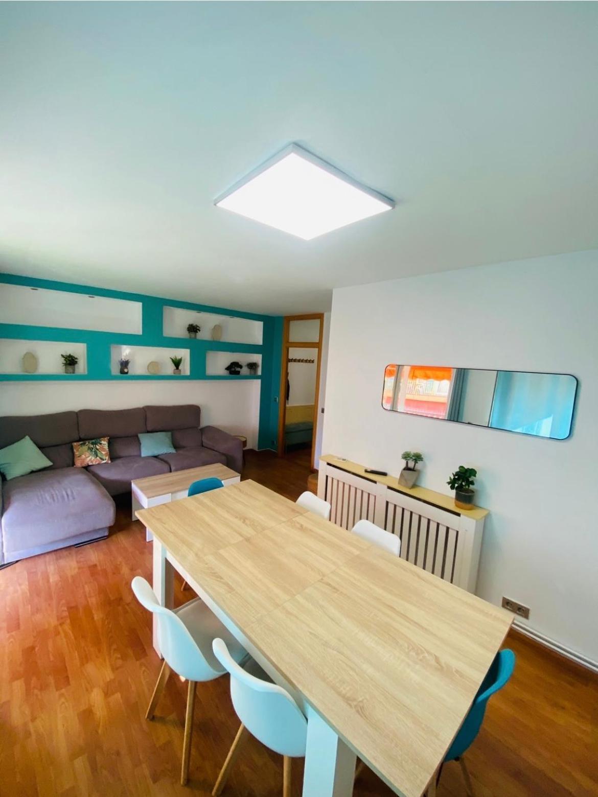 Piso Shic De Playa Fenals Con Terraza Y Piscina Appartement Lloret de Mar