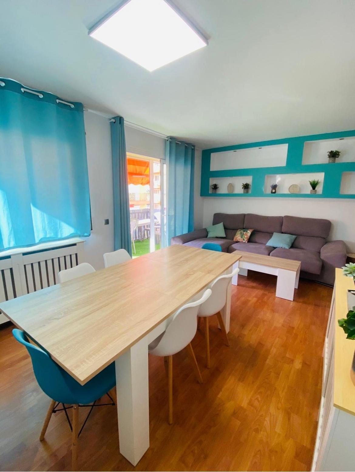 Piso Shic De Playa Fenals Con Terraza Y Piscina Appartement Lloret de Mar